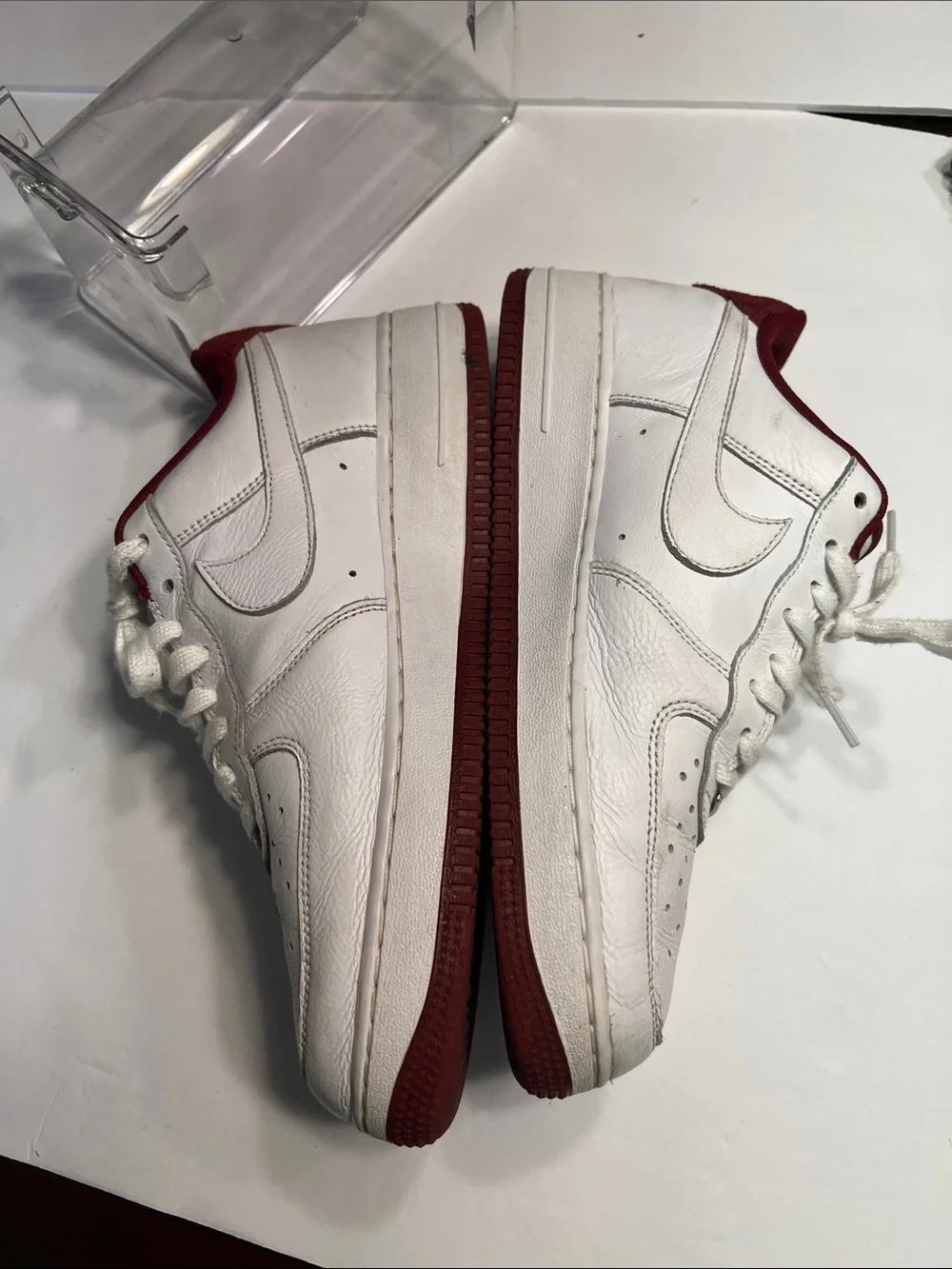 Men's White Sneakers with Burgundy Collar and Outsole